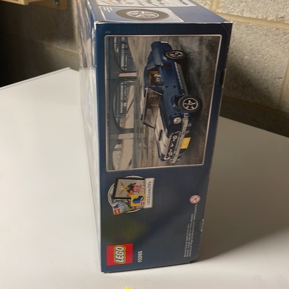 1967 Shelby Mustang Lego #10265 - Picture 9 of 11